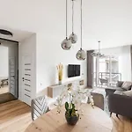 Zalia Kopa Metropolis * Vilnius