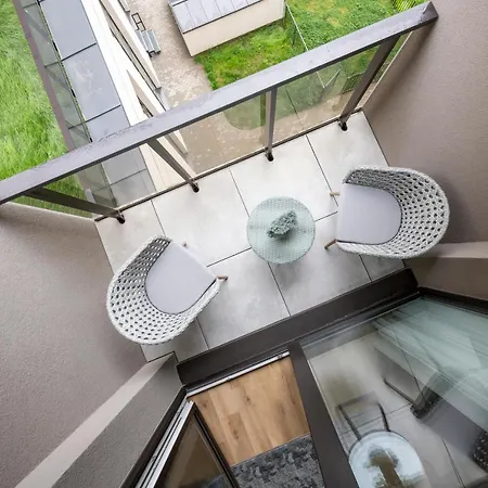 Zalia Kopa Metropolis * Vilnius